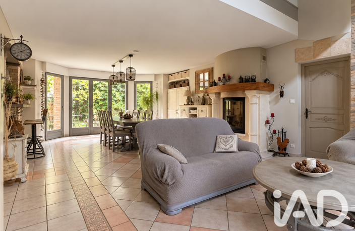 Vente Maison/villa 7 pièces — photo 2