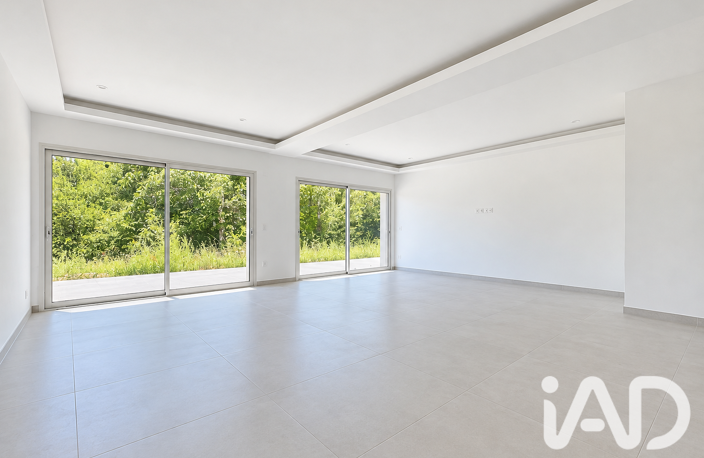 Vente Maison/villa 6 pièces — photo 2
