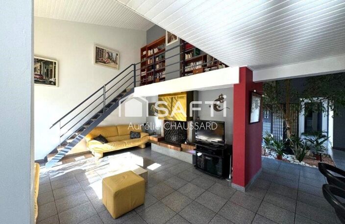 Villa 170 m² sur terrain de 4500 m² arboré avec piscine — photo 4