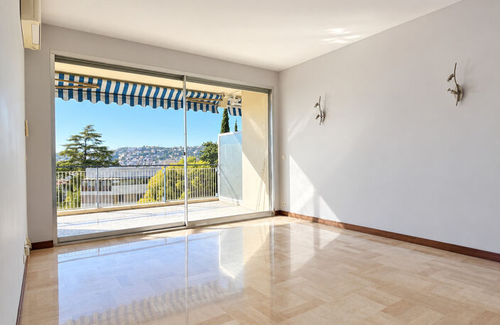 Appartement  - 3 pièces  - 81.21 m² — photo 3