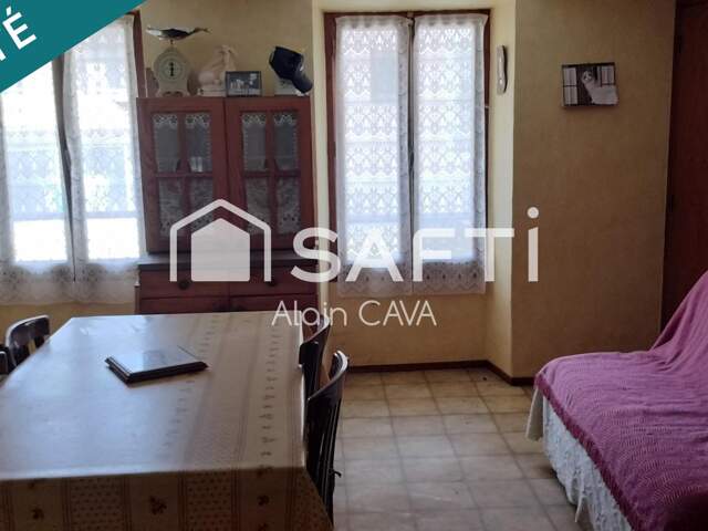 Appartement de 30m² au 1er étage sans ascenseur — photo du bien