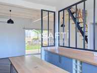 Maison de ville rénovée à l'isle d'espagnac — photo 2