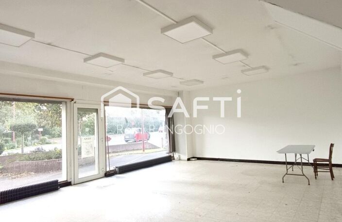 Local commercial modulable de 200 M2 à Arques (62510) — photo 2