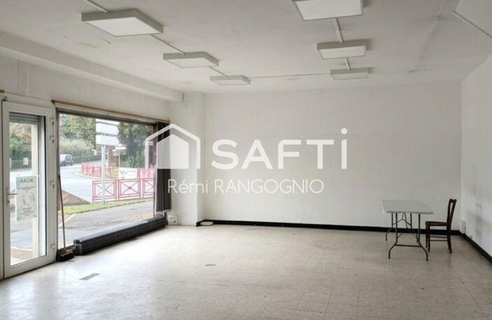 Local commercial modulable de 200 M2 à Arques (62510) — photo 4