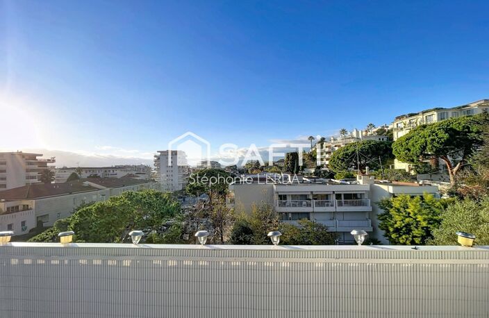 2P DERNIER ETAGE — photo 3