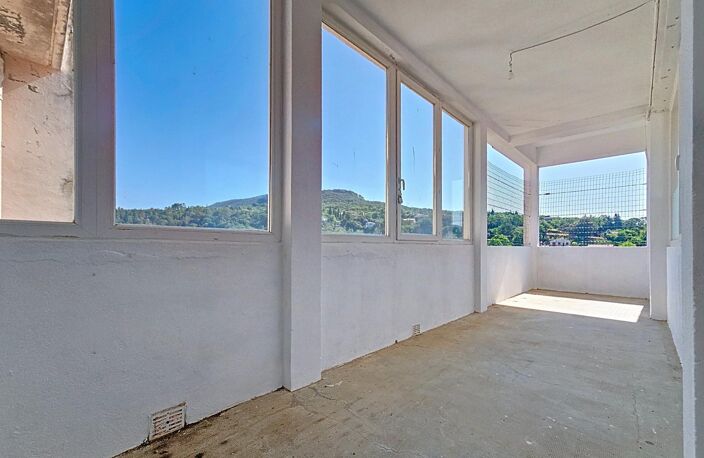 Appartement T4 lumineux avec terrasse  Dernier étage avec vue panoramique à Lamalou-les-Bains — photo 5