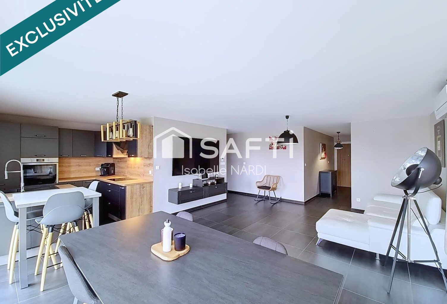 SUPERBE APPARTEMENT ATTIQUE DE 82 m² À AMNÉVILLE — photo 1