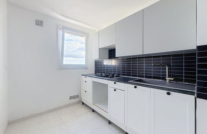 Appartement 3 pièces 58 m2 Quartier de la Plaine — photo 2