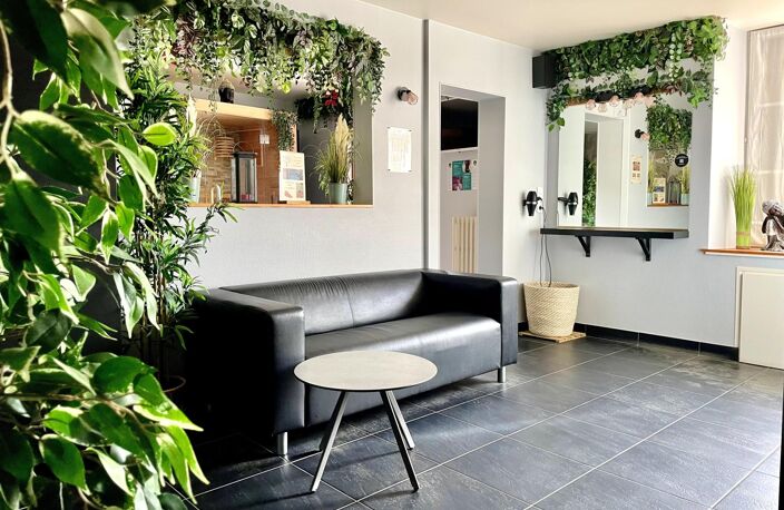 Opportunité rare Vente fonds de commerce, murs et habitation  Propriété avec chambres d'hôte, spa et activité clé en main — photo 5