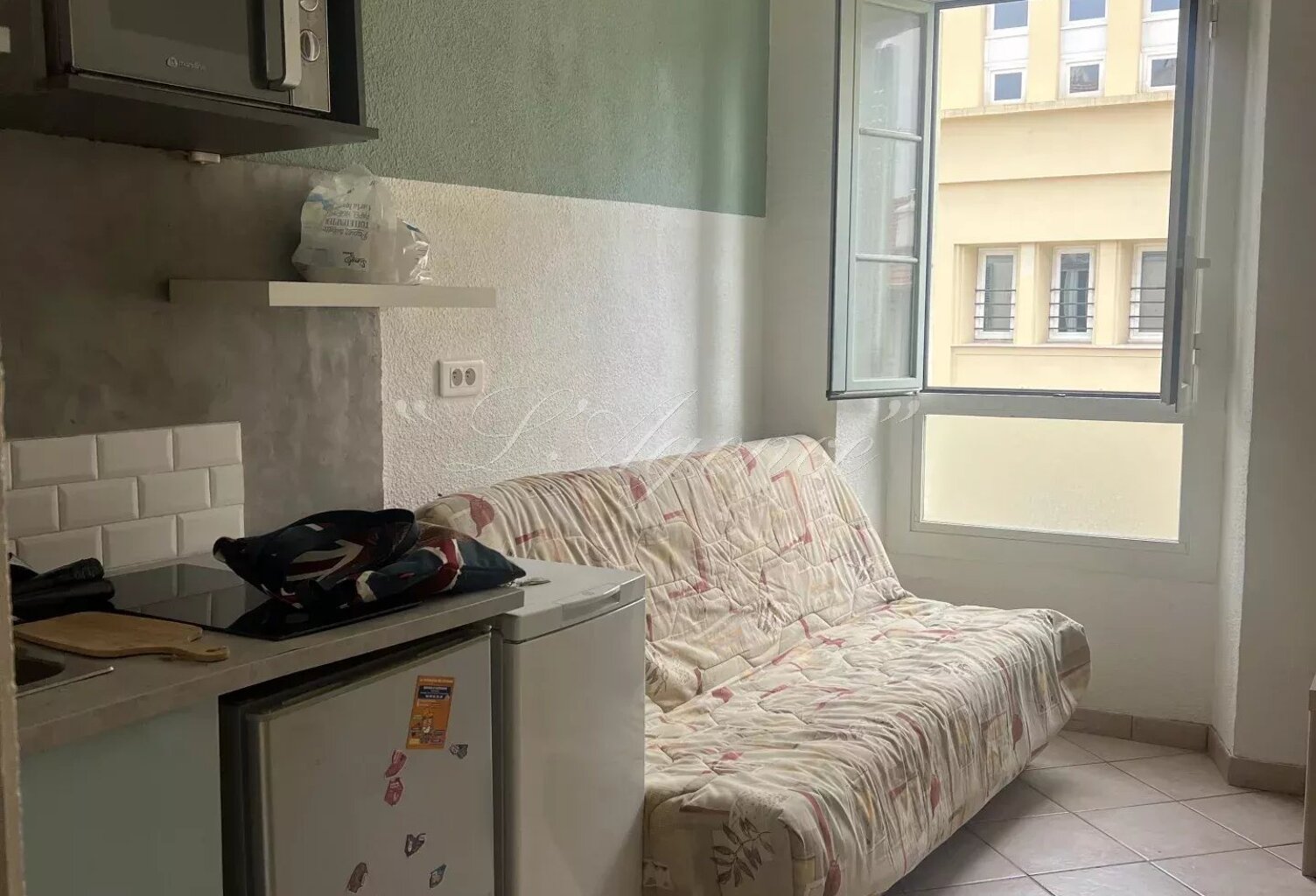 BAIL ETUDANT UNIQUEMENT - DUPLEX - RUE DE FRANCE — photo 1