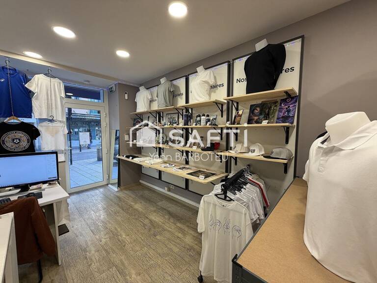 Fonds de commerce 35m² Création de flocages — photo 1