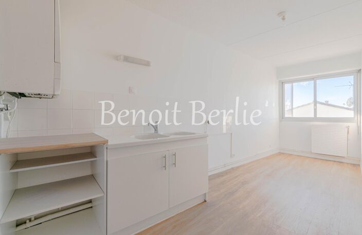 BORDEAUX CAUDÉRAN  Bel appartement traversant au pied du Parc Bordelais — photo 2