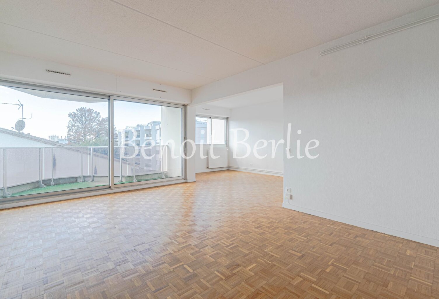 BORDEAUX CAUDÉRAN  Bel appartement traversant au pied du Parc Bordelais — photo 1