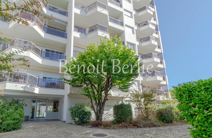 BORDEAUX CAUDÉRAN  Bel appartement traversant au pied du Parc Bordelais — photo 4