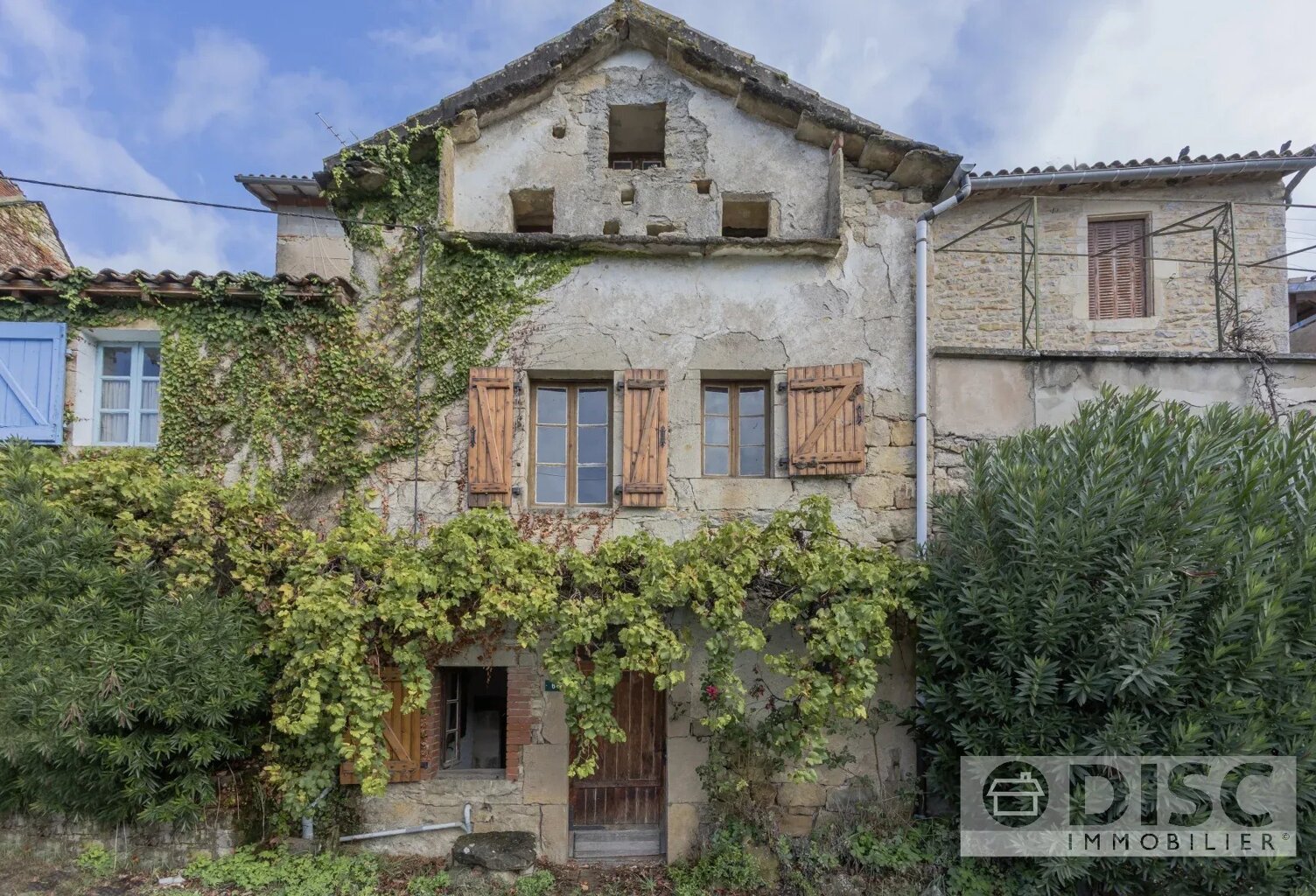 Charmante petite maison dans le village de Verfeil-sur-Seye — photo 1