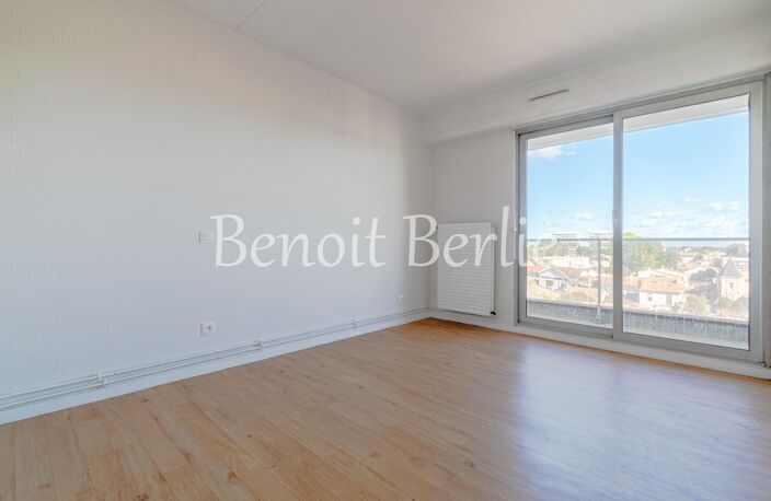 BORDEAUX CAUDÉRAN  Bel appartement traversant au pied du Parc Bordelais — photo 3