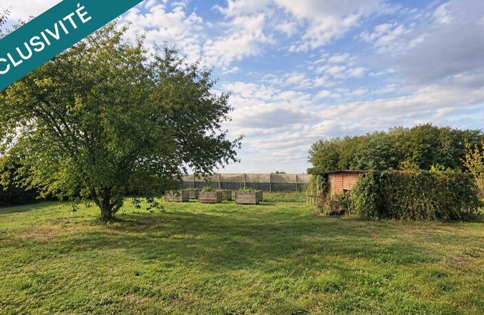 OYRÉ (86220)  Maison familiale de 115 m² avec grand terrain et 3 garages — photo 3