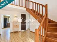 OYRÉ (86220)  Maison familiale de 115 m² avec grand terrain et 3 garages — photo 4