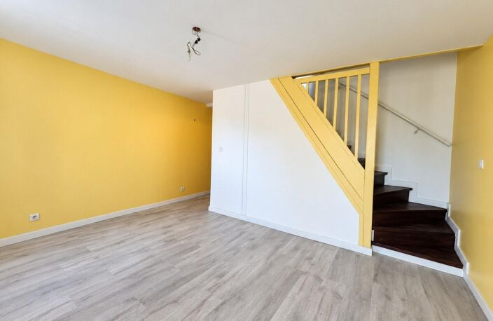 maison de ville dans un secteur recherché — photo 5