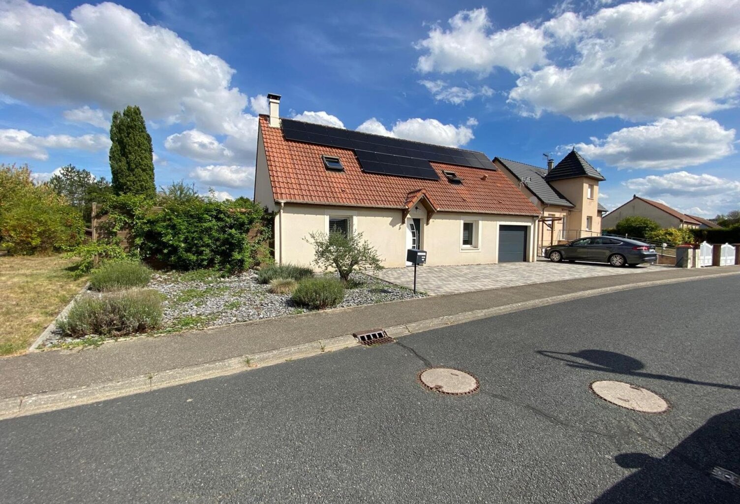 jolie maison plain pied quartier calme — photo 1