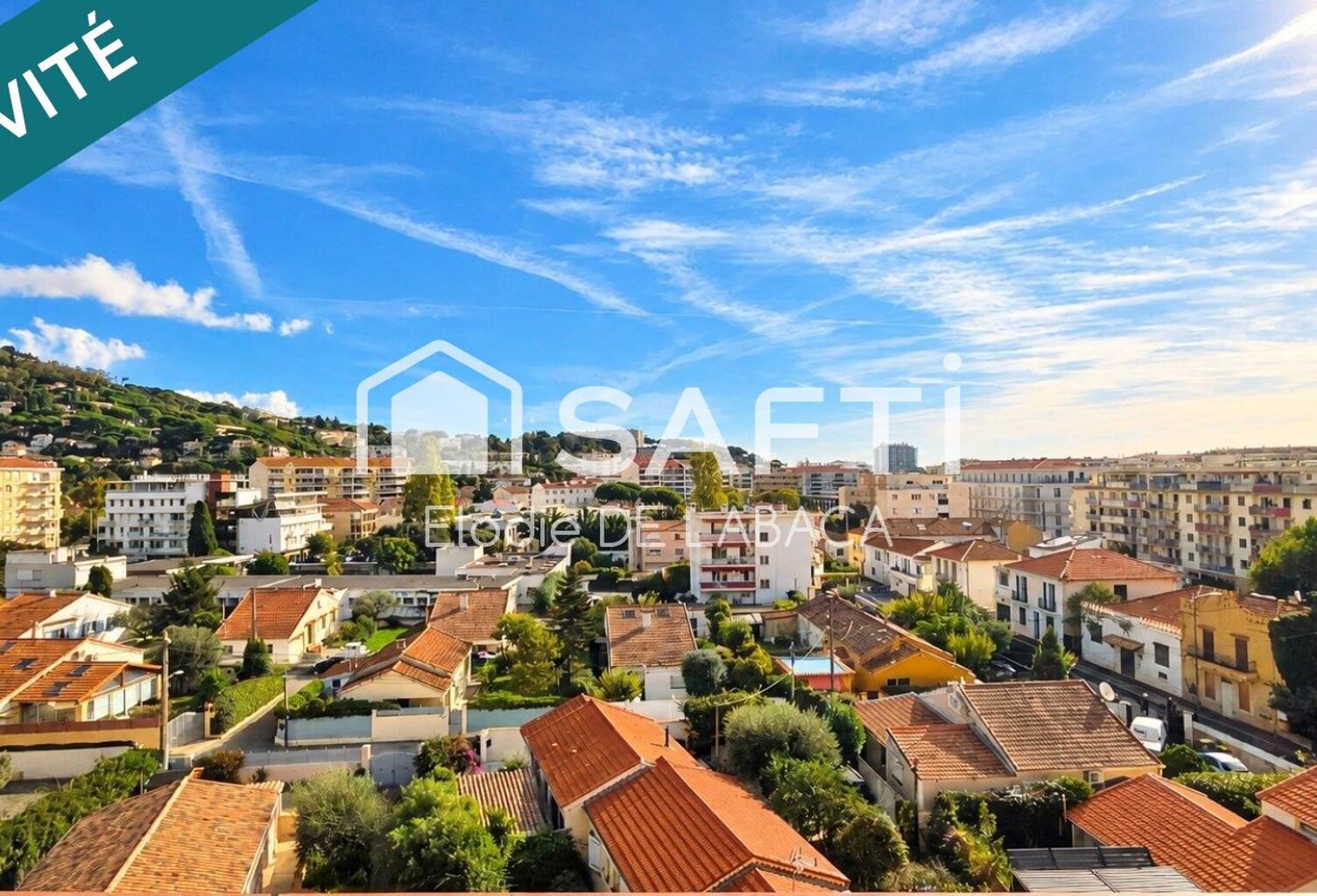 2 PIECES 42M2 TERRASSE ETAGE ELEVE VUE DEGAGEE — photo 1