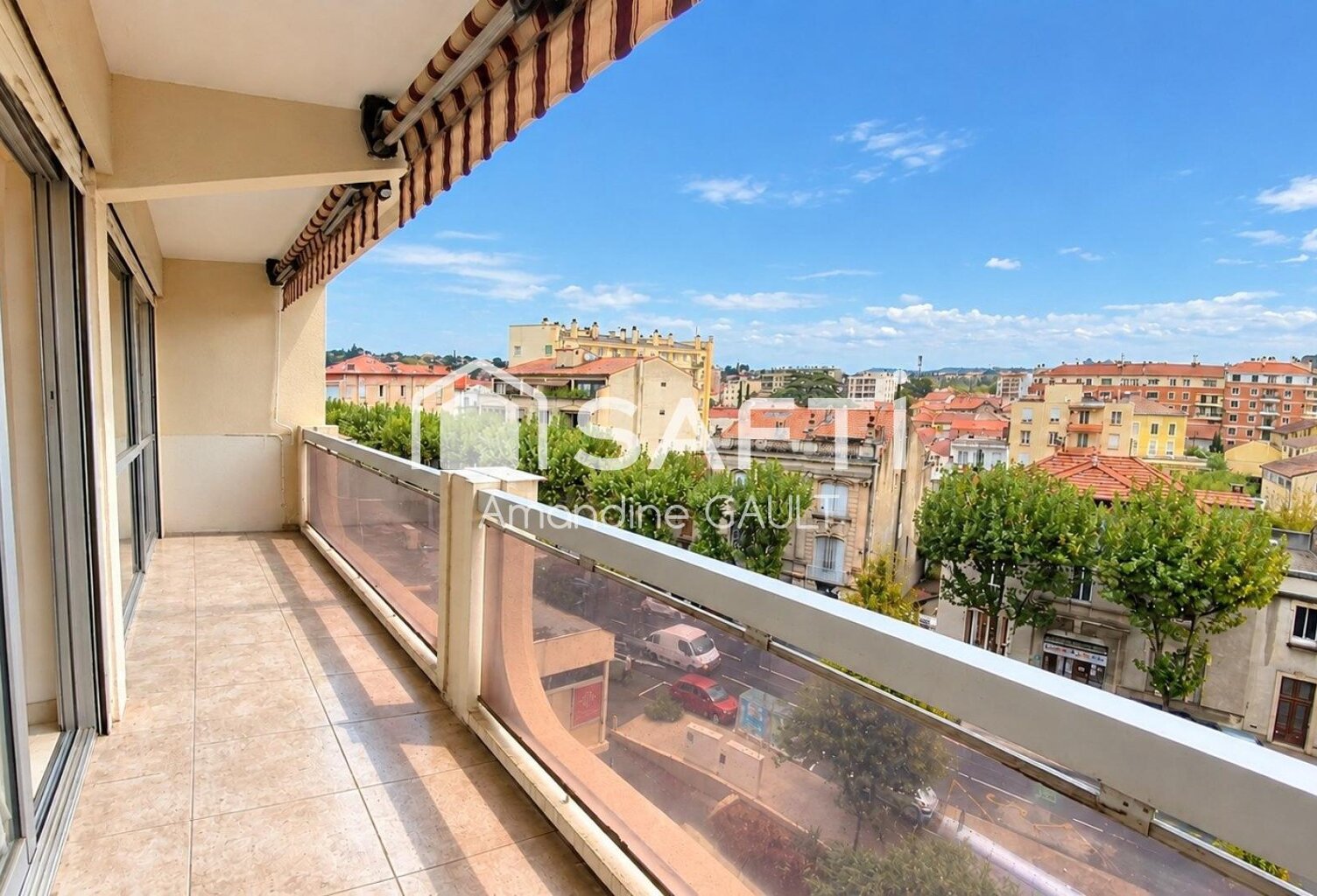 Appartement rénové avec balcon en cœur de ville — photo 1