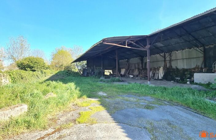 À 600 m du centre et proche port et plages, ensemble immobilier à fort potentiel — photo 5