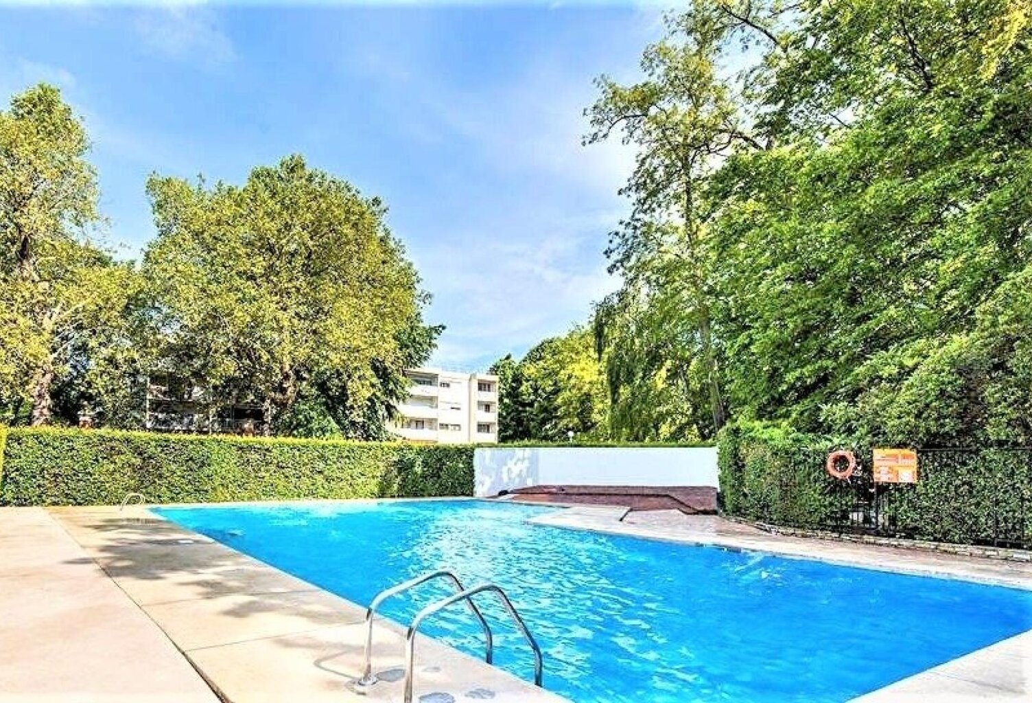 EXCEPTIONNEL-DOMAINE DE BEL ABORD-DUPLEX DE 168 M2 — photo 1