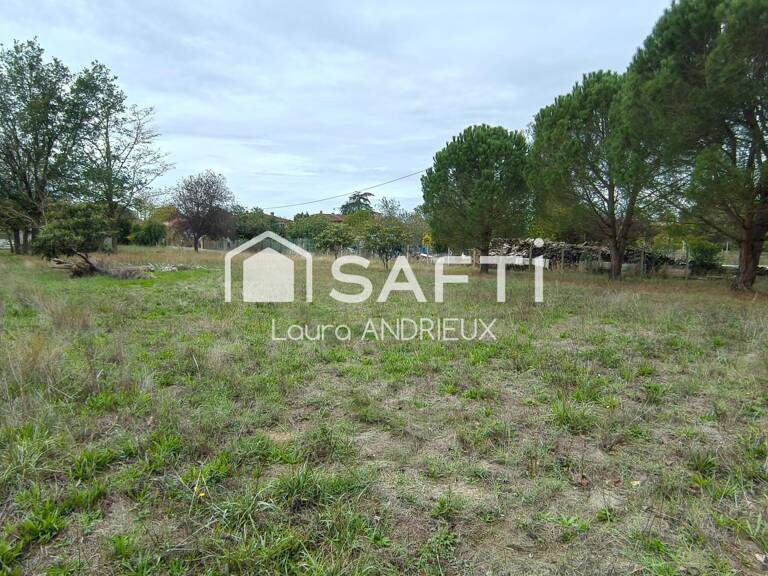 Terrain constructible de 1008m² sur Grépiac — photo 1