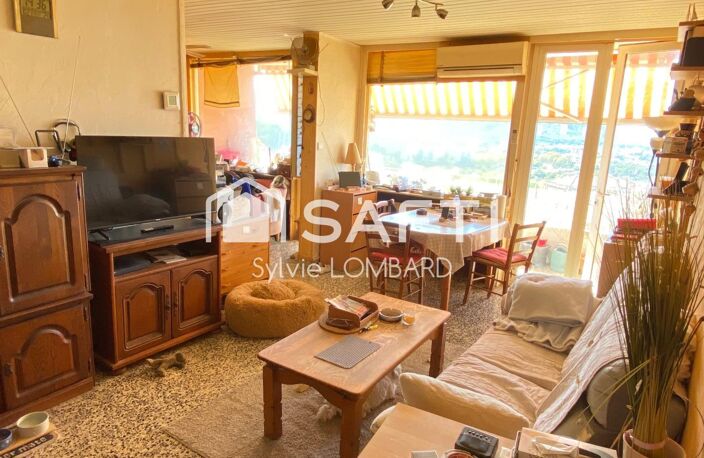 T4/5 ETAGE ELEVE AVEC CAVE ET BOX EN SOUS SOL INCLUS — photo 5