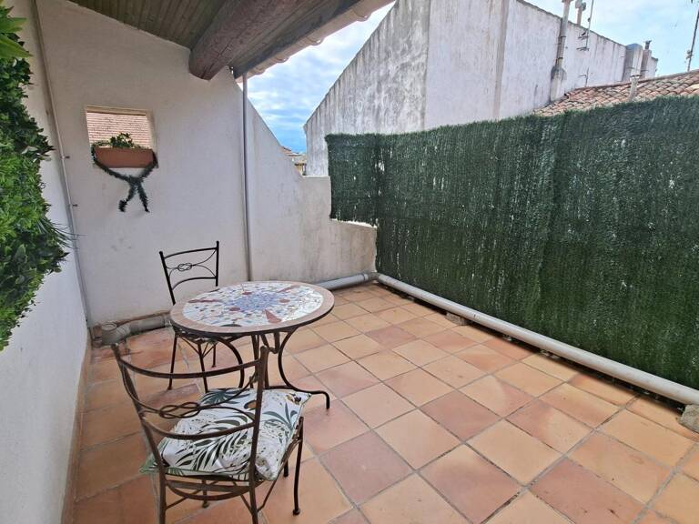 Un appartement avec terrasse — photo 1