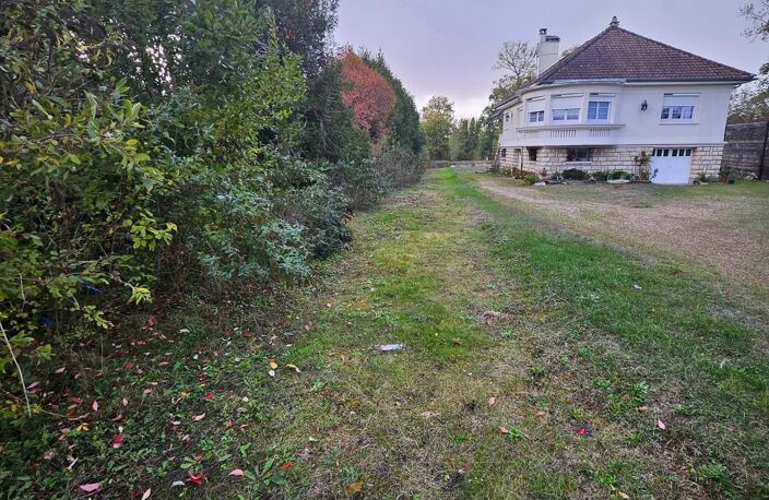 Terrain nu à bâtir viabilisé — photo 3
