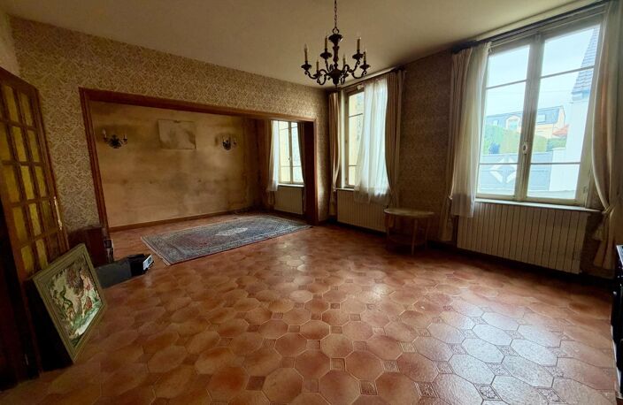 Maison à rénover de 180 m² en pierre de taille — photo 5