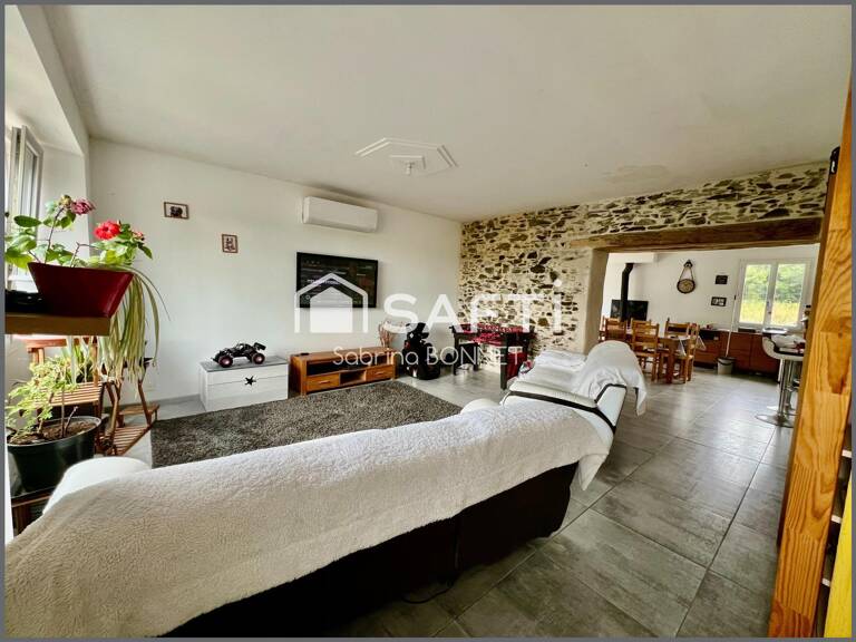Maison de 153m² avec la possibilité sans obligation d'une exploitation de fraises/ framboises ( clients professionnels et particuliers). — photo 1