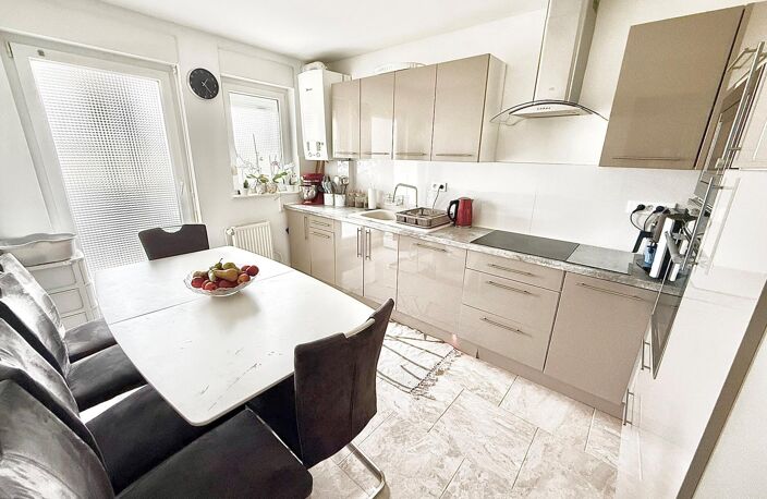 5 pièces - 93m2 - Algolsheim 68600 — photo 5