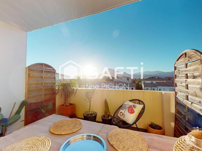LA CRAU  Appartement T2 - Ascenseur - Terrasse  - À DEUX PAS DU CENTRE-VILLE — photo 1