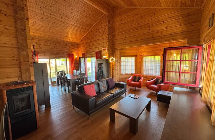 Cheppy 55270. Exceptionnel chalet finlandais de plain-pied de cinq pièces. — photo 3