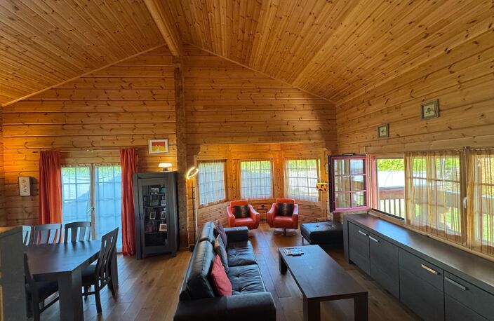 Cheppy 55270. Exceptionnel chalet finlandais de plain-pied de cinq pièces. — photo 4