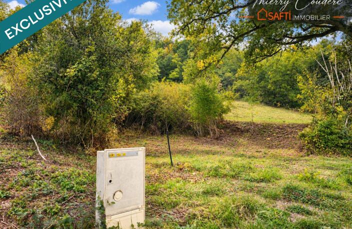 BEAU TERRAIN DE 2 800 M² AVEC RESEAUX A PROXIMITE — photo 4