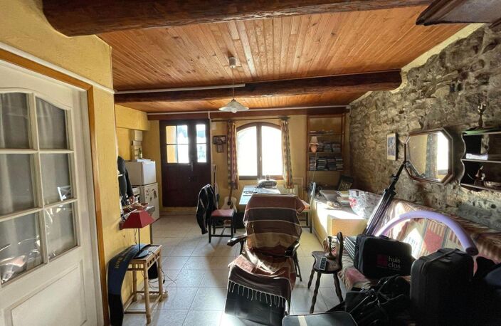 Maison AVEC GARAGE ET TERRAINS — photo 5