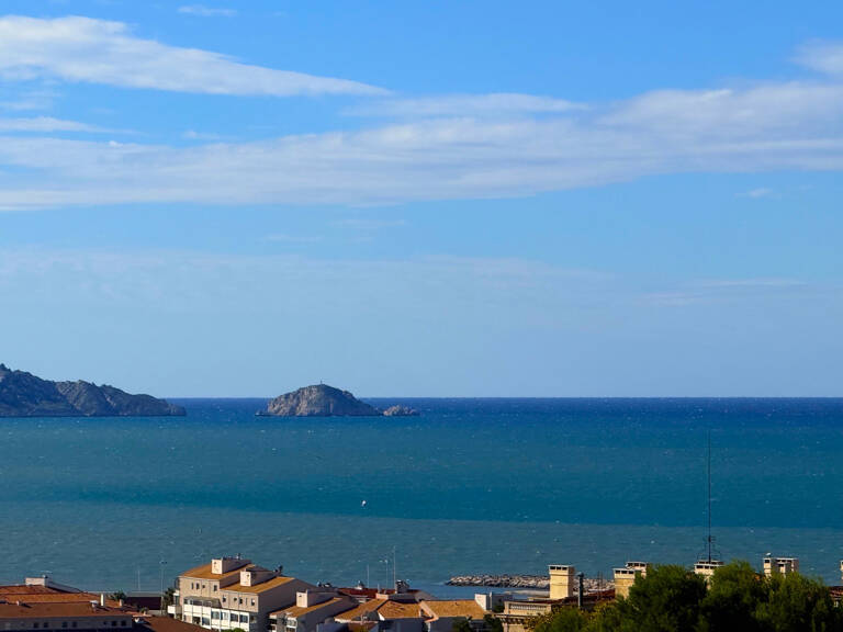 13008 Marseille Appartement vue mer Commandant Rolland — photo 1
