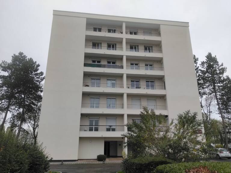 APPARTEMENT DE 81 m² situé aux CHENEVIERES à ESSEY avec GARAGE et balcon — photo 1