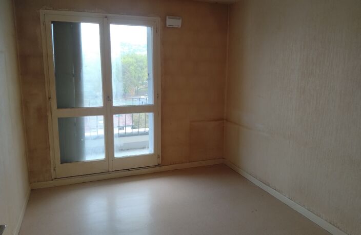 APPARTEMENT DE 81 m² situé aux CHENEVIERES à ESSEY avec GARAGE et balcon — photo 4