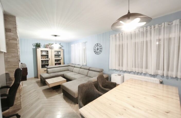 Maison 5 pièces 140 m&sup2; — photo 2