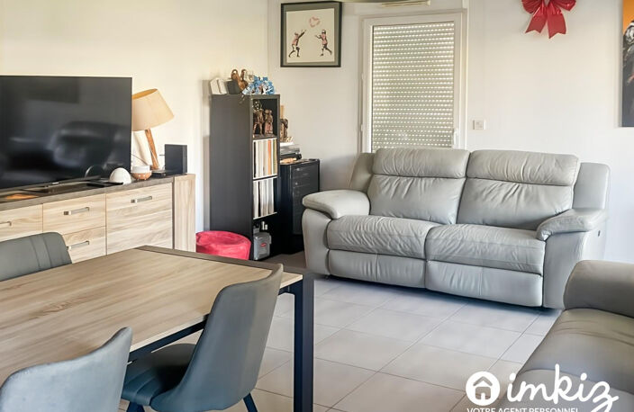 T3 à 50m du tram, climatisé , 63 m², terrasse 13m² — photo 2