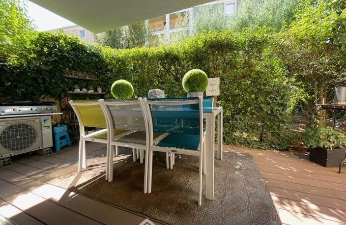 Appartement - 52m² - Sainte-Maxime — photo 2