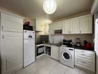 A LOUER - APPARTEMENT 2 PIECES AVEC BALCON LE COUDRAY — photo 2