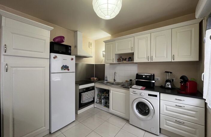 A LOUER - APPARTEMENT 2 PIECES AVEC BALCON LE COUDRAY — photo 2