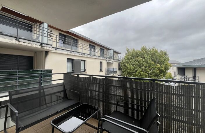 A LOUER - APPARTEMENT 2 PIECES AVEC BALCON LE COUDRAY — photo 3