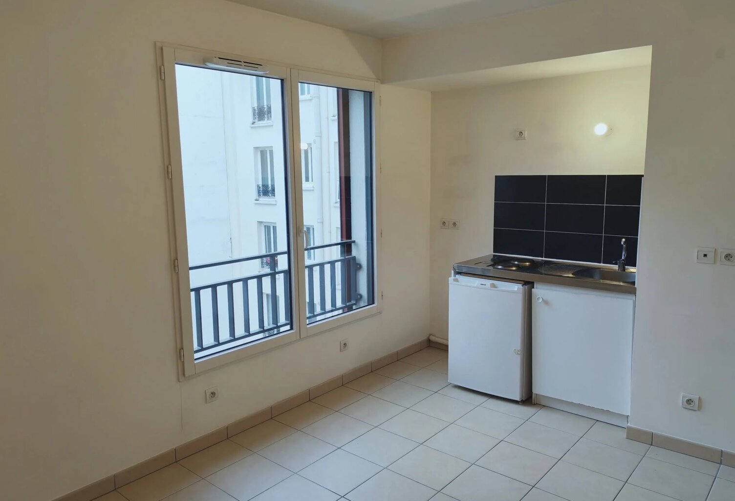 PARIS 20E HAXO / BELLEVILLE — photo 1